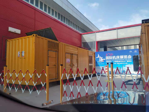 宣威发电车出租-发电机无电压或电压太低怎么办？
