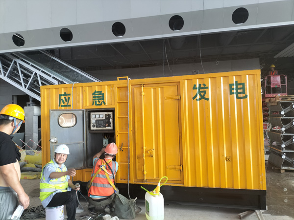 宣威怎样判断空气滤清器是否需要更换？