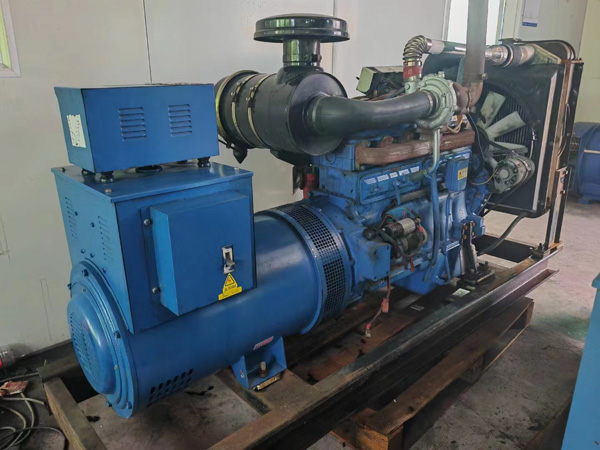 宣威100kW柴油发电机组使用多级机油有哪些优缺点？